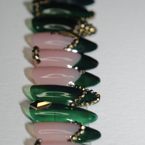 Green and Gold Press On Nails - 20pc - Picture 7 of 8